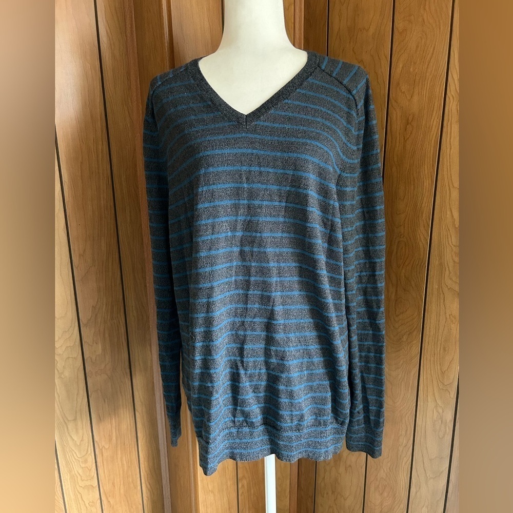 Mens gray and blue striped banana republic long sleeve shirt size XL